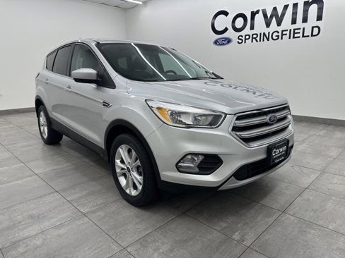 Used 2017 Ford Escape SE image 5