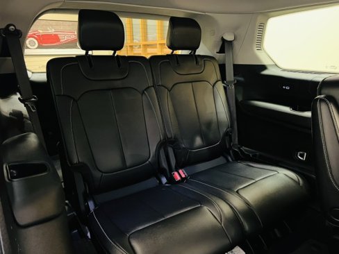 Used 2023 Jeep Grand Cherokee L Limited image 16