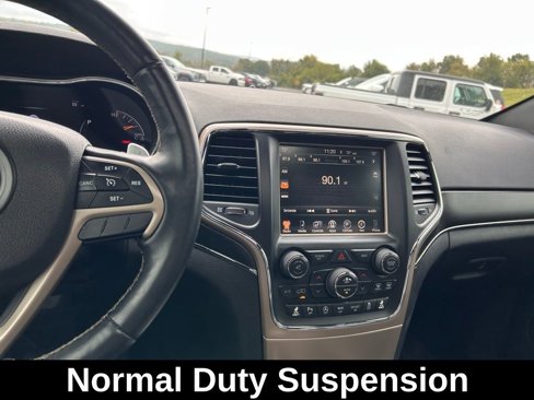 Used 2017 Jeep Grand Cherokee Limited image 26
