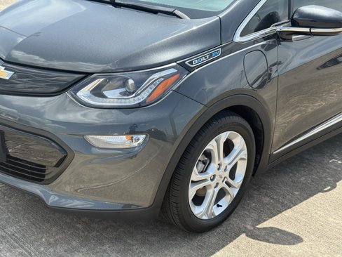 Used 2020 Chevrolet Bolt LT image 2