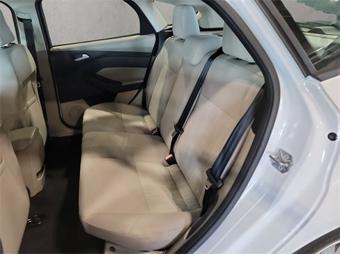Used 2015 Ford Focus SE image 17
