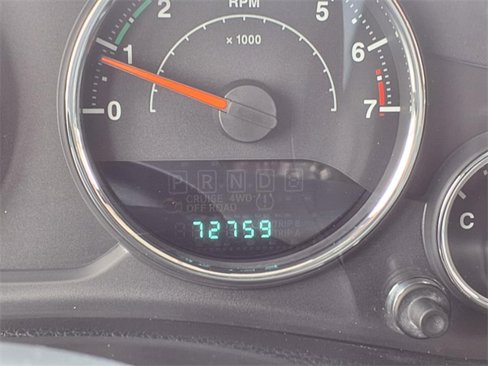 Used 2014 Jeep Wrangler Unlimited Rubicon w/ Connectivity Group image 20