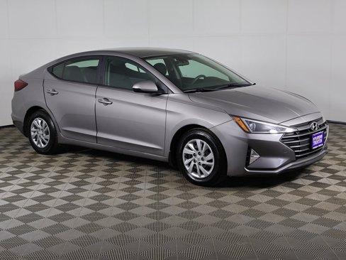 Used 2020 Hyundai Elantra SE w/ Cargo Package (C1) image 2