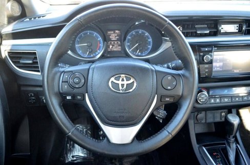 Used 2016 Toyota Corolla S Premium image 36