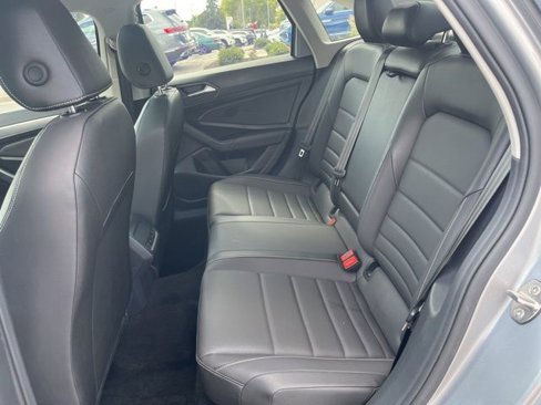 Certified 2021 Volkswagen Jetta SE image 28