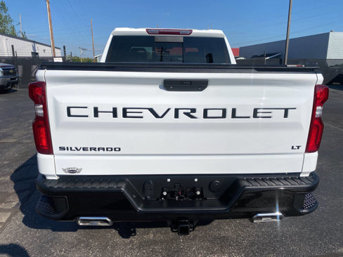 Used 2022 Chevrolet Silverado 1500 LT Trail Boss w/ Convenience Package II image 10