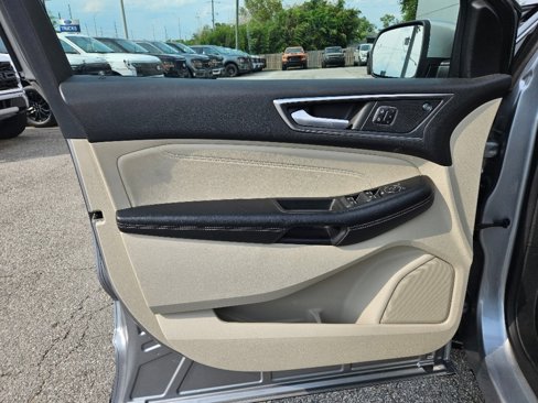 Used 2022 Ford Edge Titanium image 24