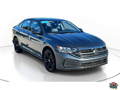 Certified 2022 Volkswagen Jetta SE w/ Panoramic Sunroof Package image 1