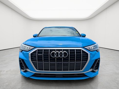 Used 2021 Audi Q3 2.0T Premium w/ Convenience Package image 2
