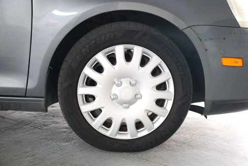 Used 2009 Volkswagen Jetta S image 27