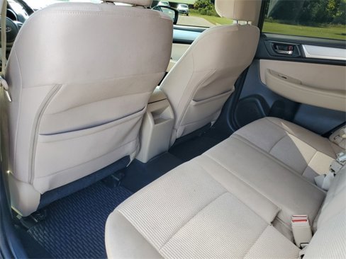 Used 2017 Subaru Outback 2.5i Premium image 24
