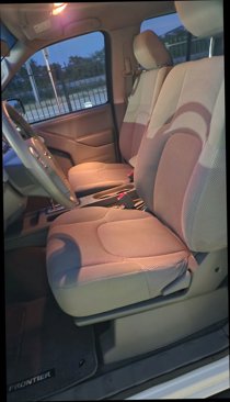 Used 2019 Nissan Frontier SV image 23