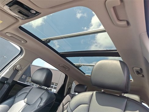 Used 2022 Kia Sorento X-Line EX image 17
