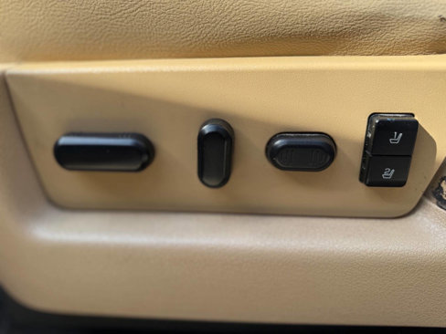 Used 2013 Ford F150 Lariat w/ Mid Equipment Group image 25