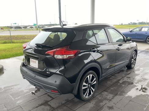 Used 2020 Nissan Kicks SV image 5