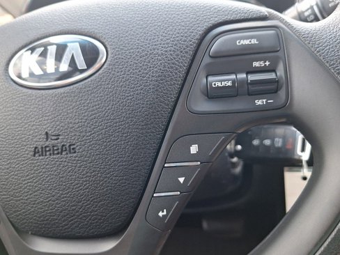 Used 2018 Kia Forte LX w/ LX Popular Package image 16