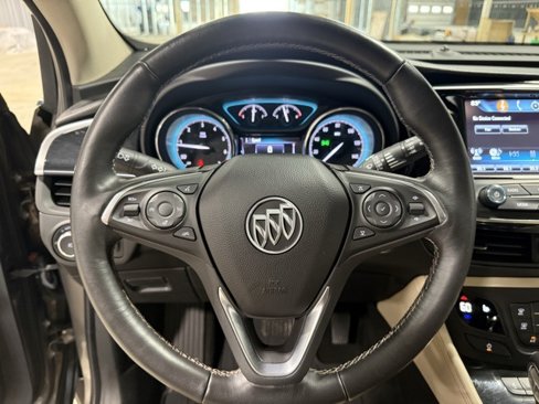 Used 2018 Buick Envision Essence image 11