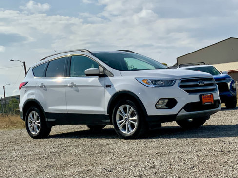 Used 2019 Ford Escape SEL image 9