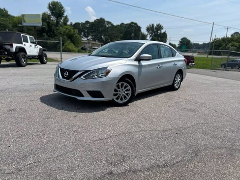 Used 2019 Nissan Sentra SV image 2
