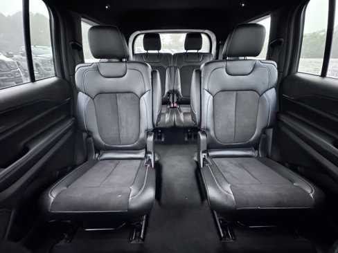 Used 2023 Jeep Grand Cherokee L Laredo image 19