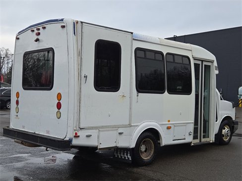 Used 2013 Chevrolet Express 3500 w/ Shuttle Bus Package image 25