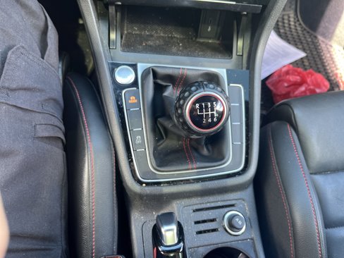 Used 2021 Volkswagen GTI SE image 28
