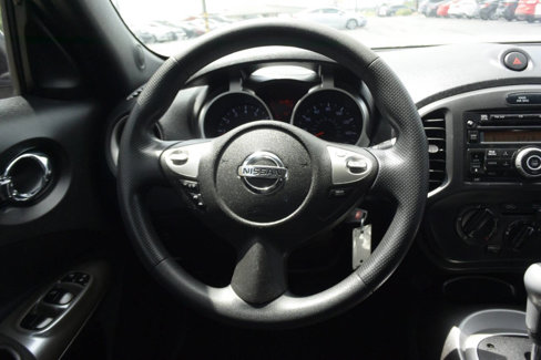 Used 2014 Nissan Juke S image 17