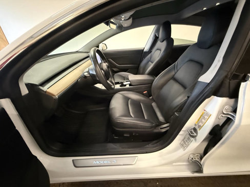 Used 2019 Tesla Model 3 image 19