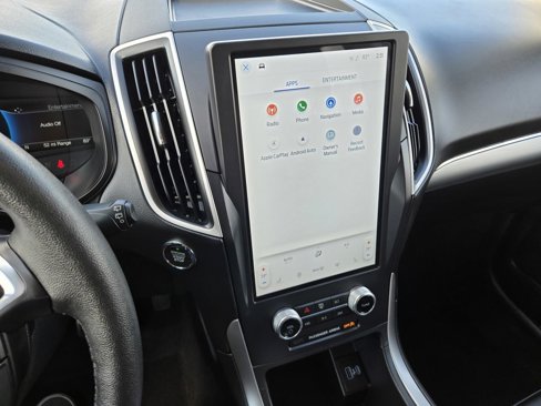 Used 2022 Ford Edge SEL image 8