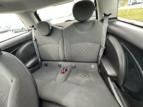 Used 2009 MINI Cooper Hardtop image 17
