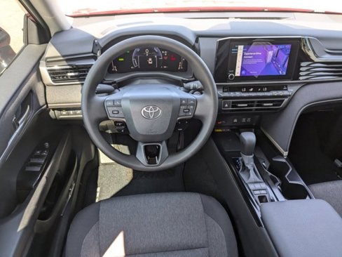 New 2025 Toyota Camry LE image 15