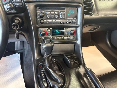 Used 2003 Chevrolet Corvette Convertible w/ Preferred Equipment Group1 image 46