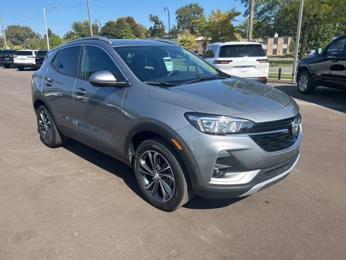 Used 2023 Buick Encore GX Select image 3