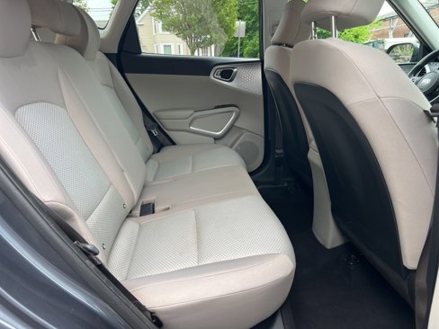 Certified 2021 Kia Soul LX image 20