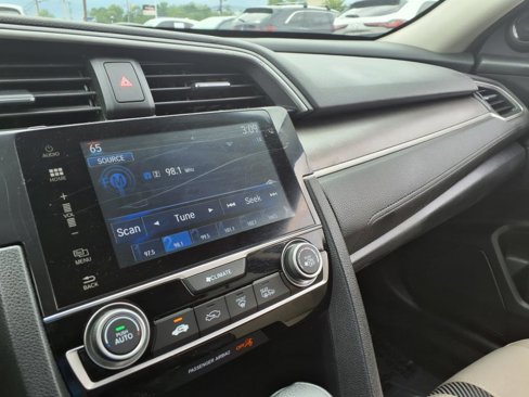 Used 2016 Honda Civic EX image 29
