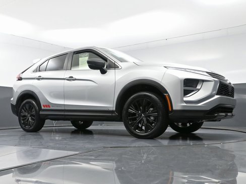 Used 2022 Mitsubishi Eclipse Cross LE image 45