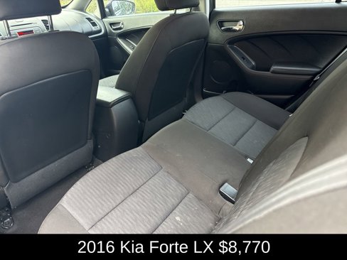 Used 2016 Kia Forte LX image 12