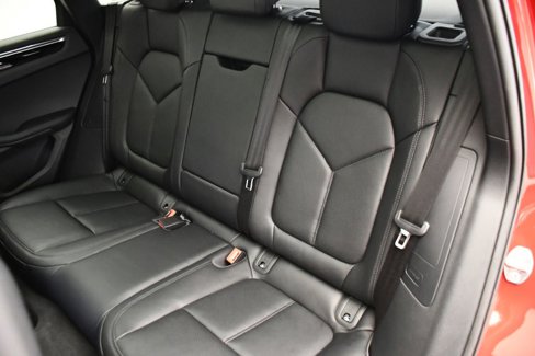 Certified 2025 Porsche Macan Turbo image 48