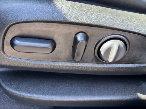 Certified 2021 Chevrolet Equinox Premier image 9