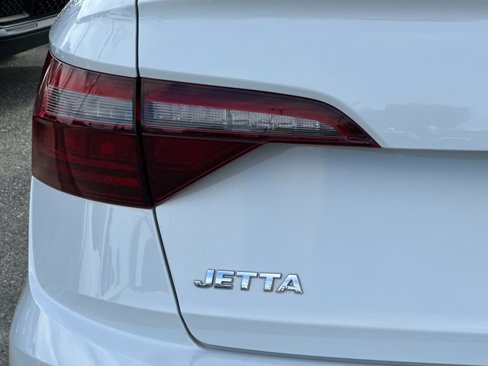 Used 2021 Volkswagen Jetta S w/ Driver Assistance Package image 24