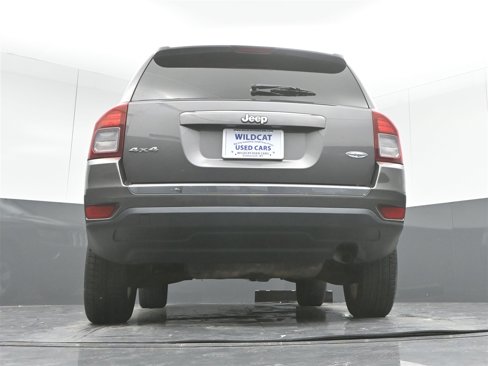 Used 2015 Jeep Compass 4WD image 33