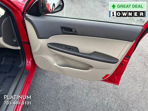 Used 2011 Hyundai Elantra GLS image 17