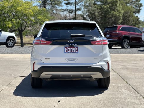 Used 2022 Ford Edge SEL image 4