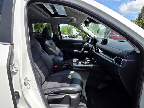 Used 2019 MAZDA CX-5 Touring image 45