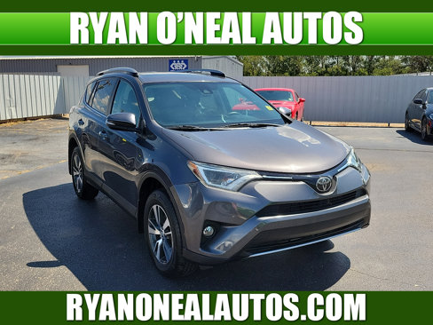Used 2017 Toyota RAV4 XLE image 1