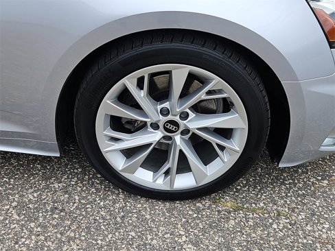 Used 2022 Audi A5 2.0T Premium image 10