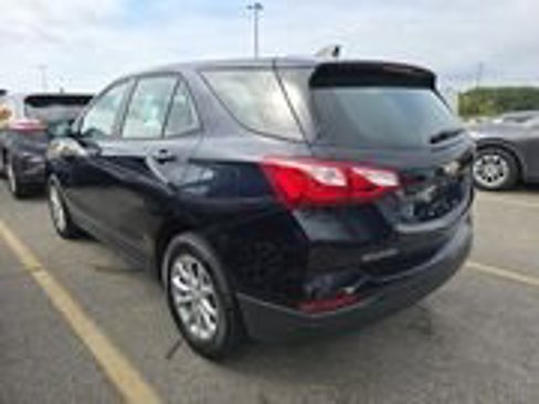 Used 2021 Chevrolet Equinox LS image 12