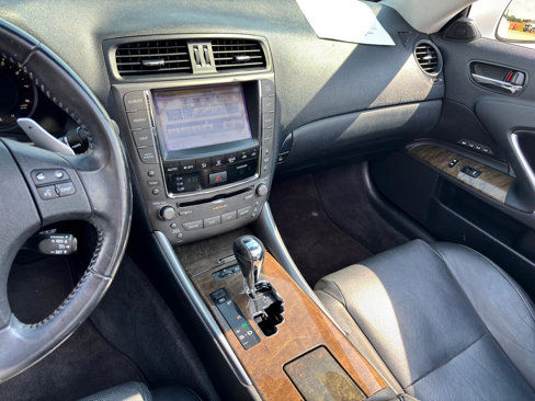 Used 2010 Lexus IS 250C image 22