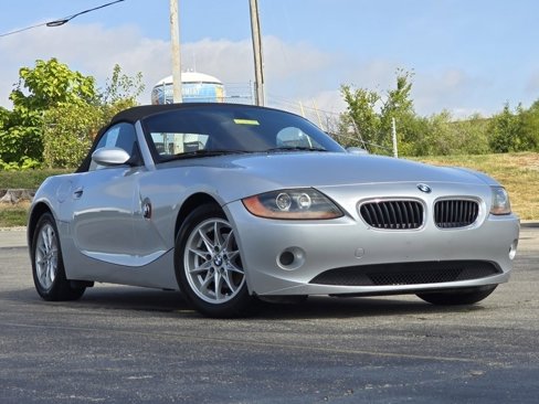 Used 2004 BMW Z4 2.5i image 2