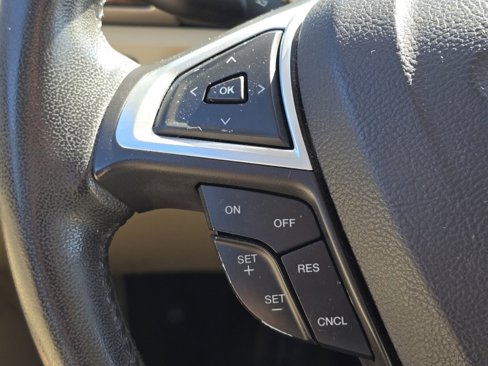 Used 2013 Ford Fusion SE image 23